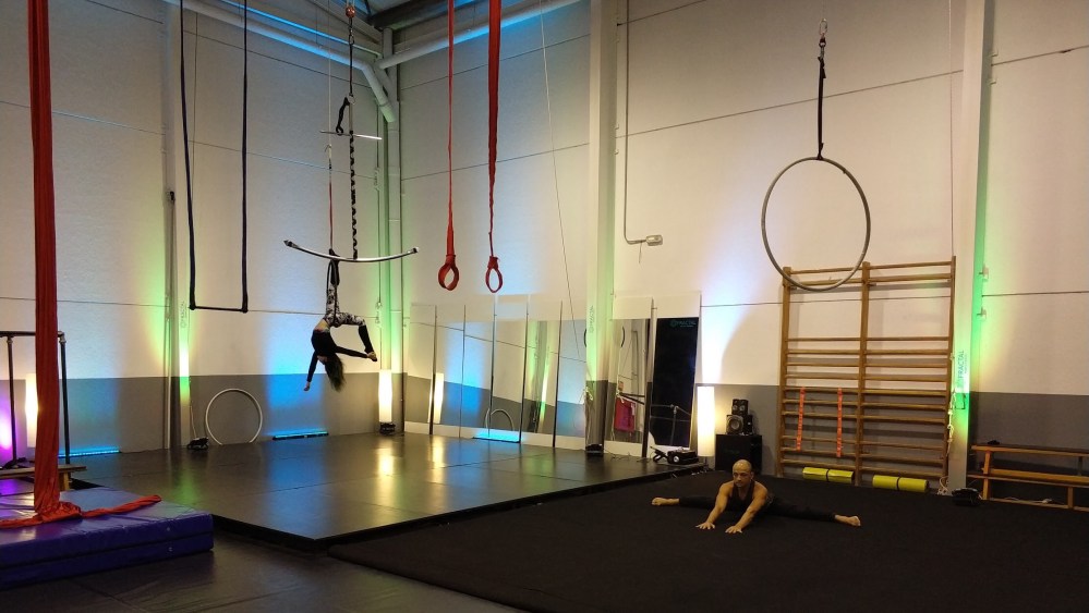 8EBADE87-AD07-4EC8-B7D8-E77EAC1A4AC6